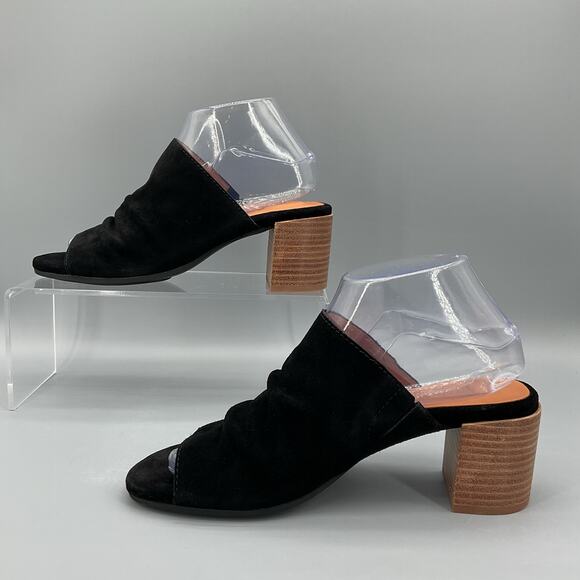 NEW Gentle Souls by Kenneth Cole Women’s Chas Suede Sandals Black Size 8M - Picture 2 of 10